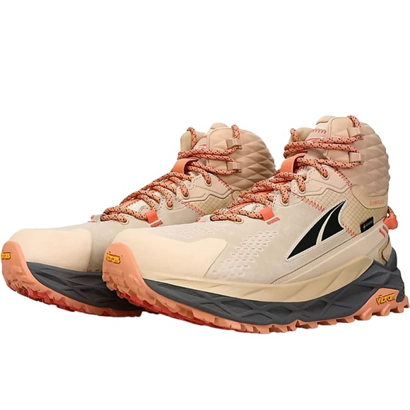 Altra Olympus 5 Hike Mid Gtx Hiking Shoe - Women's Color sand size 8 - Picture 1 of 7